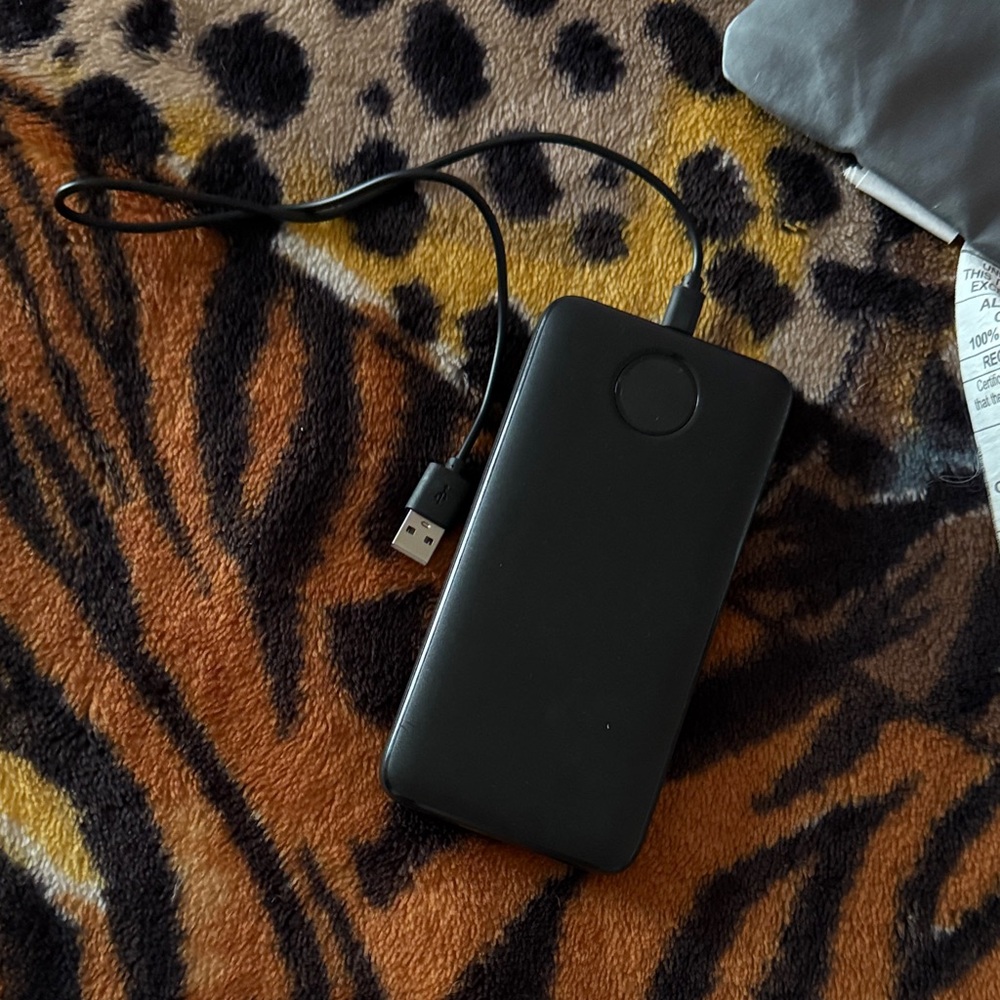 Portable Charger w Cord